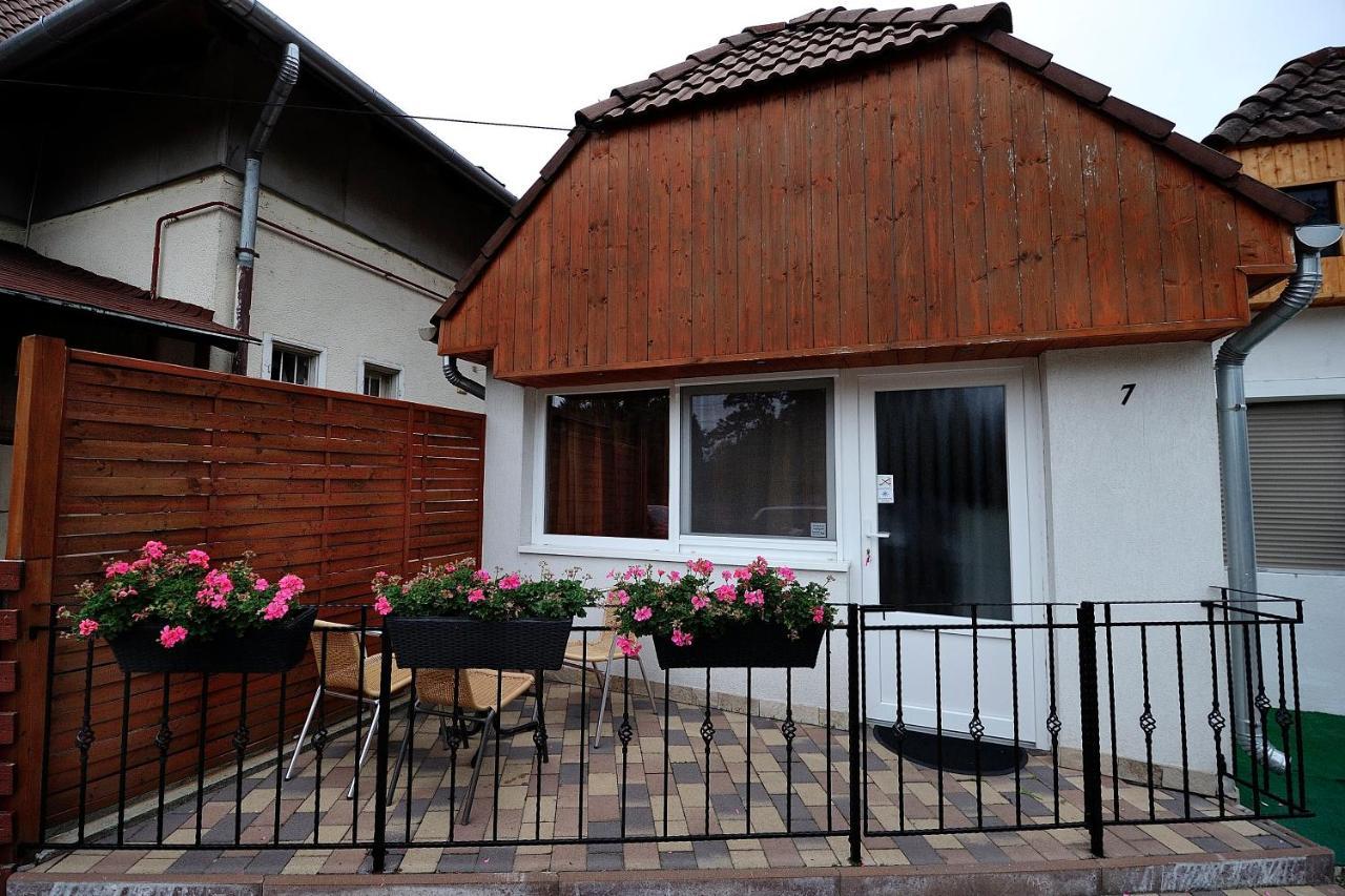 Luca Apartman Apartment Balatonlelle Exterior photo