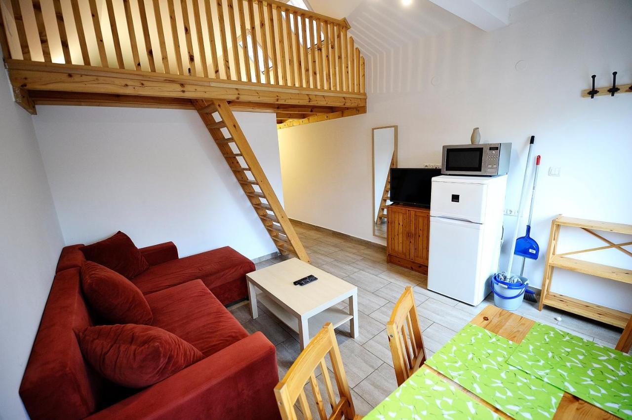 Luca Apartman Apartment Balatonlelle Exterior photo
